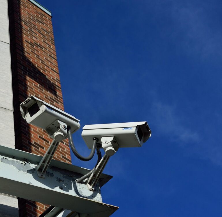 cctv-1144371_1920